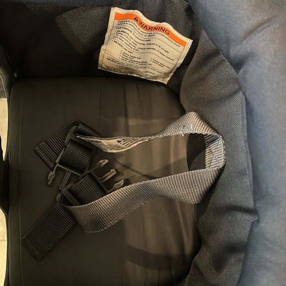 Inglesina Fast Table Portable High Chair in Black - Picture 6 of 8